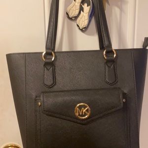New with tag Michael kors handbag